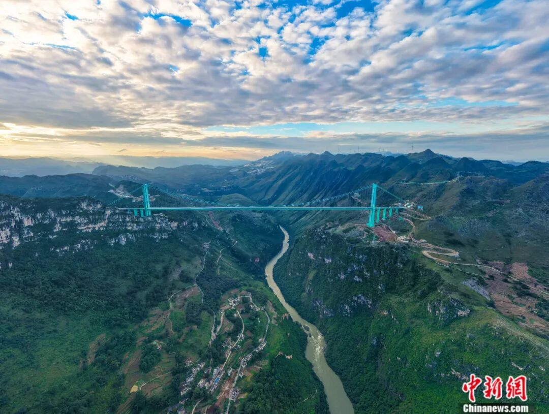 花江峡谷大桥为何“横竖都是世界第一”？